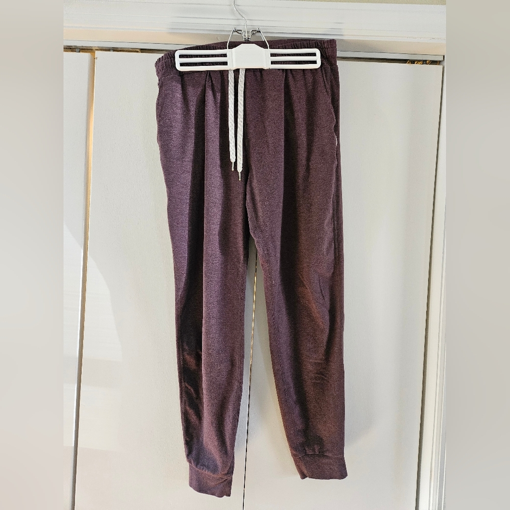 Vuori Performance Joggers